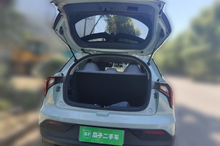 Used Geometry E Firefly 2023 320KM Cute & Handsome Tiger 5 Seats Trunk
