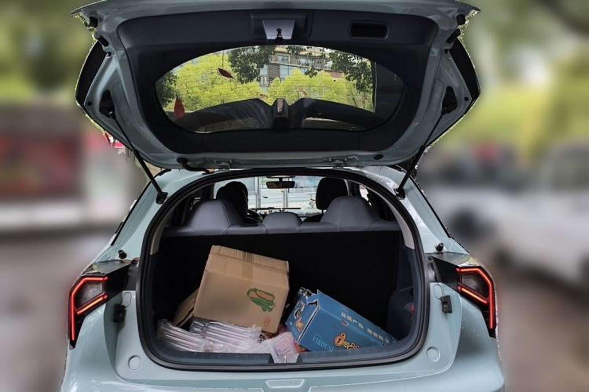 Used Geometry E Firefly 2023 401KM Linglong Tiger 5-Seater Trunk