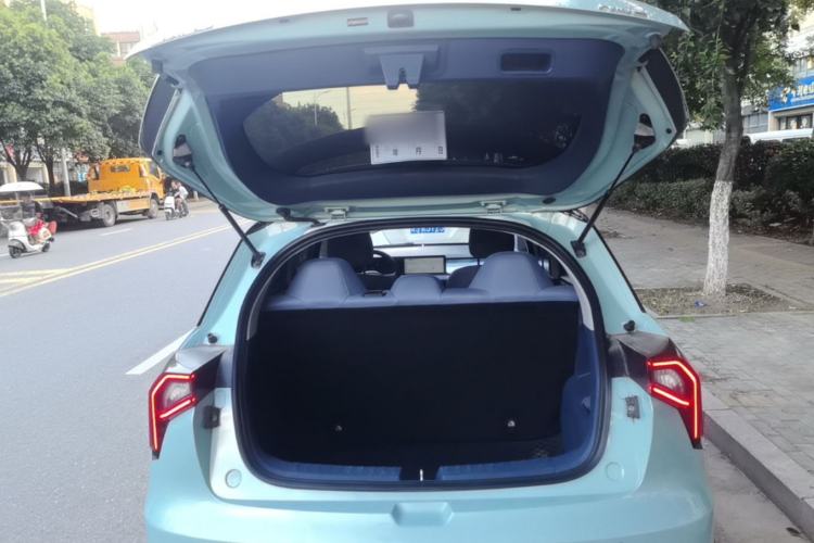 Used Geometry E Firefly 2023 401KM Linglong Tiger 5-Seater Custom Edition Trunk