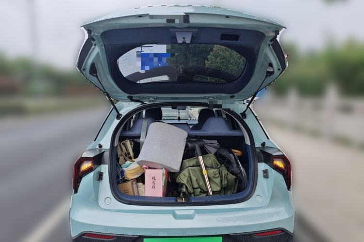 Used Geometry E Firefly 2023 401KM Linglong Tiger 5-Seater Trunk
