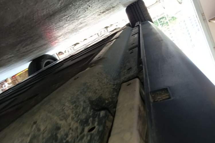 Used Geometry E Firefly 2023 401 km Super-Liked Special Edition 5 Seats Left Side Sill