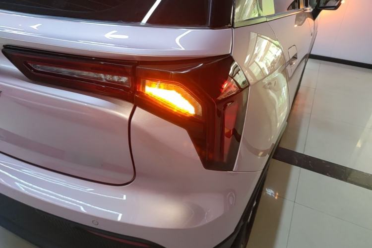 Used Geometry E Firefly 2023 401 km Super-Liked Special Edition 5 Seats Right Rear Taillight