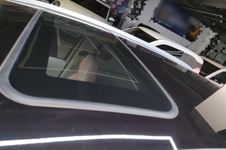 Used Geometry E Firefly 2023 401 km Super-Liked Special Edition 5 Seats Roof