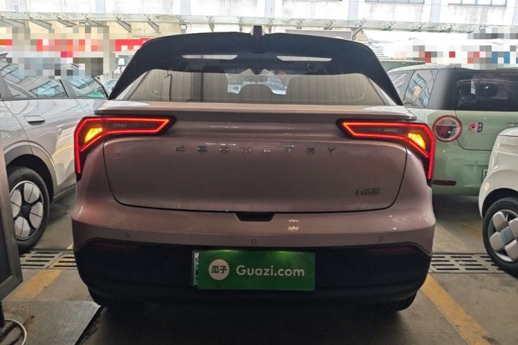 Used Geometry E Firefly 2023 401 km Super-Liked Special Edition 5 Seats Rear