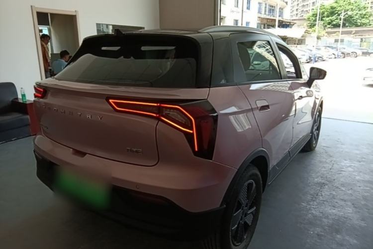 Used Geometry E Firefly 2023 401 km Super-Liked Special Edition 5 Seats Rear Right 45 Deg