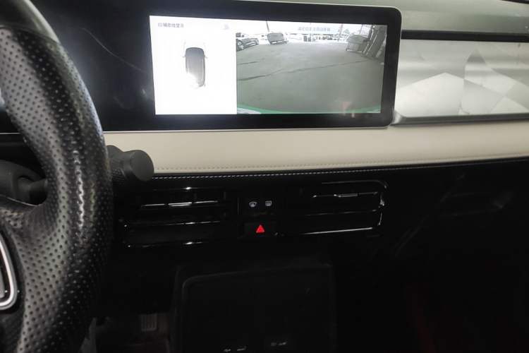 Used Geometry E Firefly 2023 401KM Lightning Tiger 5-Seater Audio And AC Panel
