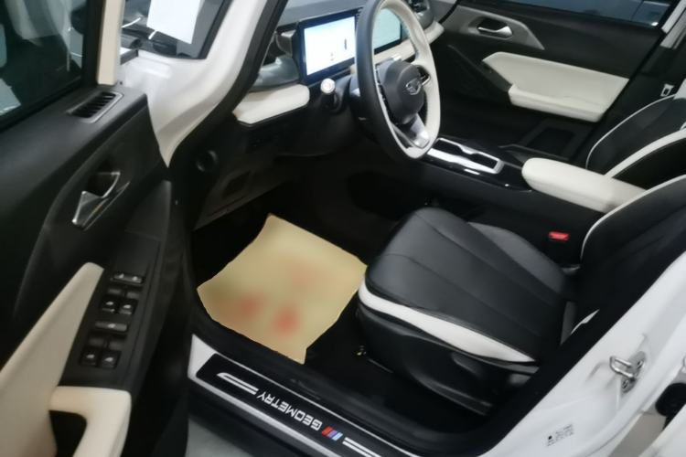 Used Geometry E Firefly 2023 401KM Lightning Tiger 5-Seater Driver Seat