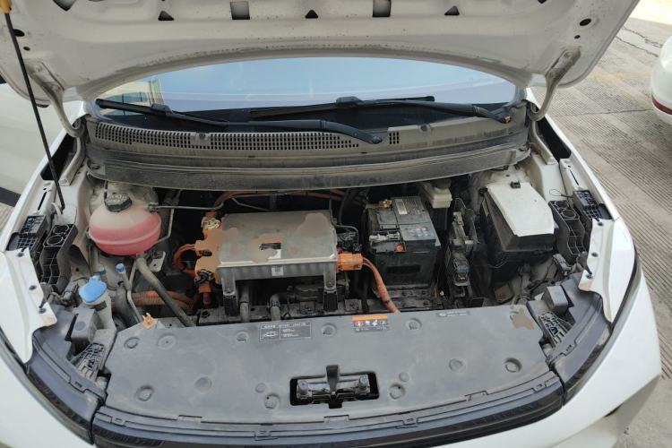 Used Geometry E Firefly 2023 401KM Linglong Tiger 5-Seater Engine Bay