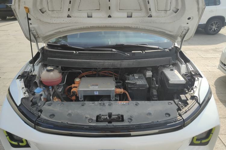 Used Geometry E Firefly 2023 401KM Linglong Tiger 5-Seater Engine Bay