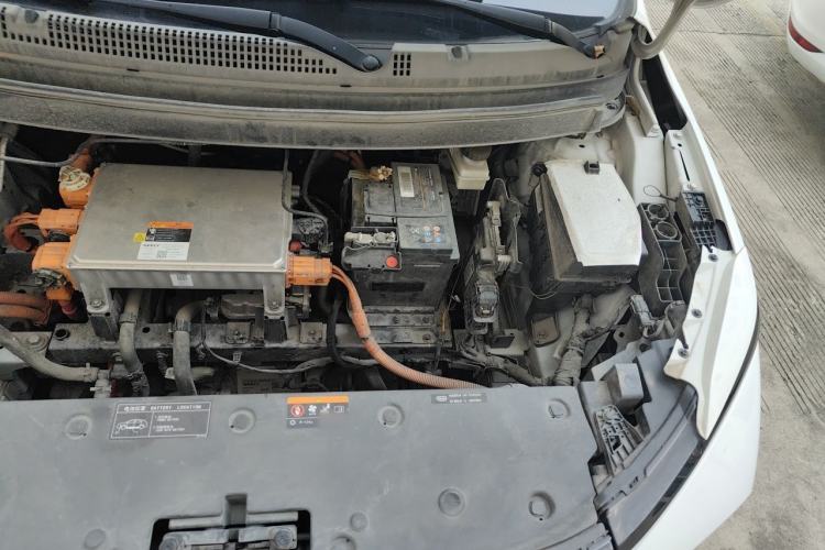 Used Geometry E Firefly 2023 401KM Linglong Tiger 5-Seater Engine Bay Left