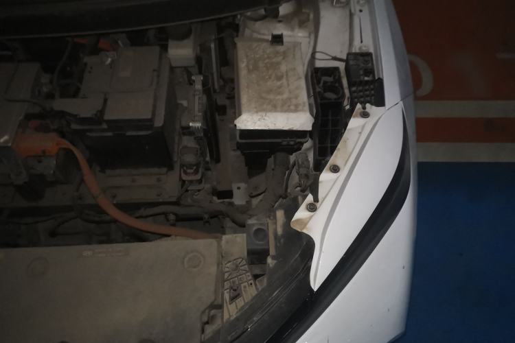 Used Geometry E Firefly 2023 401KM Linglong Tiger 5-Seater Engine Bay Left
