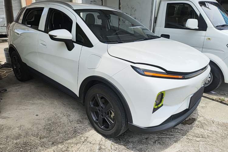 Used Geometry E Firefly 2023 320KM Cute & Handsome Tiger 5 Seats Exterior 1