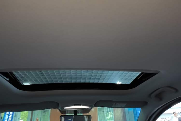 Used Geometry E Firefly 2023 401KM Linglong Tiger 5-Seater Headliner