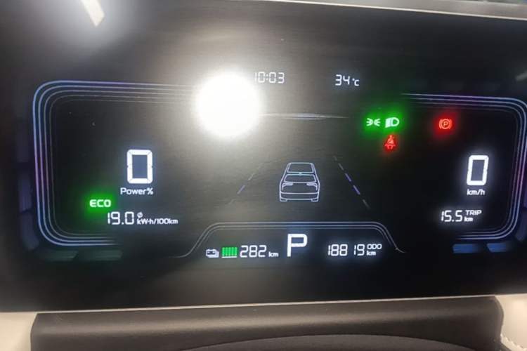 Used Geometry E Firefly 2023 320KM Cute & Handsome Tiger 5 Seats Instrument Cluster