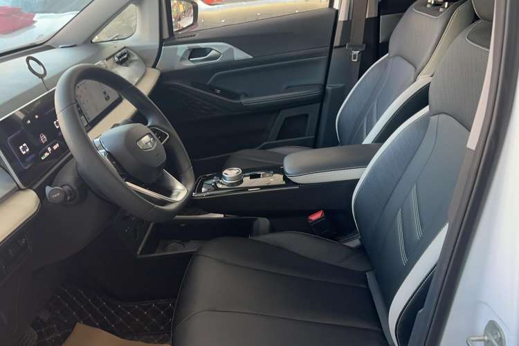 Used Geometry E Firefly 2023 401KM Linglong Tiger 5-Seater Interior 5