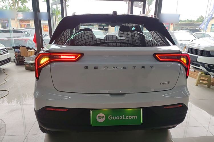 Used Geometry E Firefly 2023 320KM Cute & Handsome Tiger 5 Seats Rear