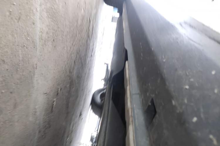 Used Geometry E Firefly 2023 401KM Lightning Tiger 5-Seater Right Side Sill