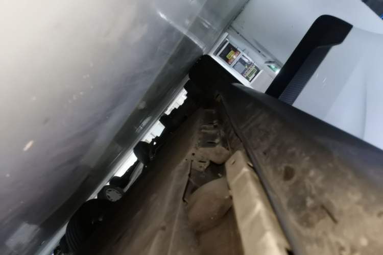 Used Geometry E Firefly 2023 401KM Lightning Tiger 5-Seater Right Side Sill