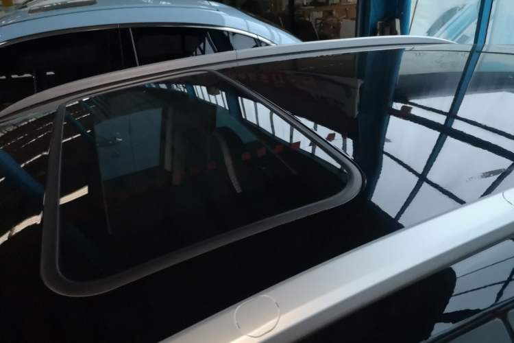Used Geometry E Firefly 2023 401KM Lightning Tiger 5-Seater Roof