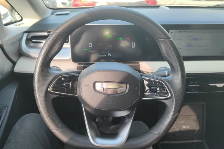 Used Geometry E Firefly 2023 401KM Linglong Tiger 5-Seater Steering Wheel