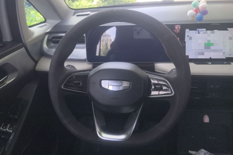 Used Geometry E Firefly 2023 320KM Cute & Handsome Tiger 5 Seats Steering Wheel