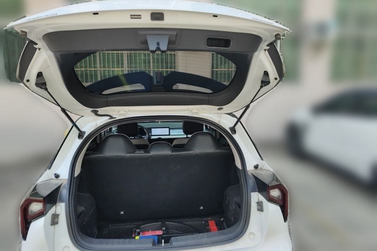 Used Geometry E Firefly 2023 401KM Linglong Tiger 5-Seater Trunk
