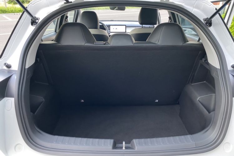 Used Geometry E Firefly 2023 320KM Cute & Handsome Tiger 5 Seats Trunk
