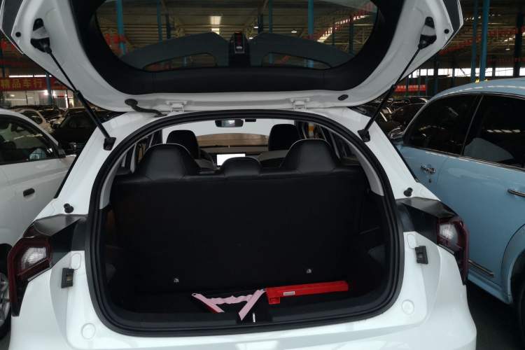 Used Geometry E Firefly 2023 401KM Lightning Tiger 5-Seater Trunk