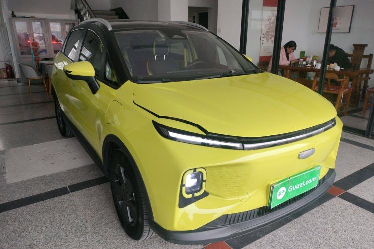 Used Geometry E Firefly 2023 401KM Lightning Tiger 5-Seater Exterior 2