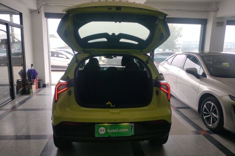 Used Geometry E Firefly 2023 401KM Lightning Tiger 5-Seater Trunk