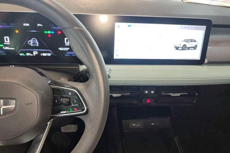 Used Geometry E Firefly 2024 301km Starlight Audio And AC Panel