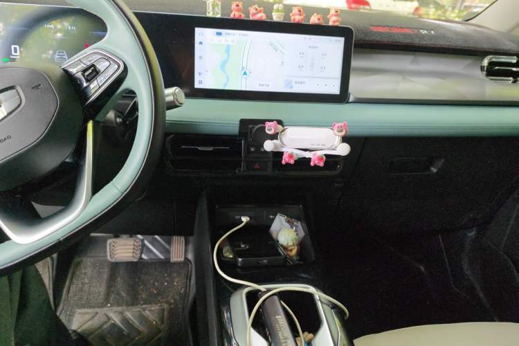 Used Geometry E Firefly 2024 401 km Fluorescent Audio And AC Panel