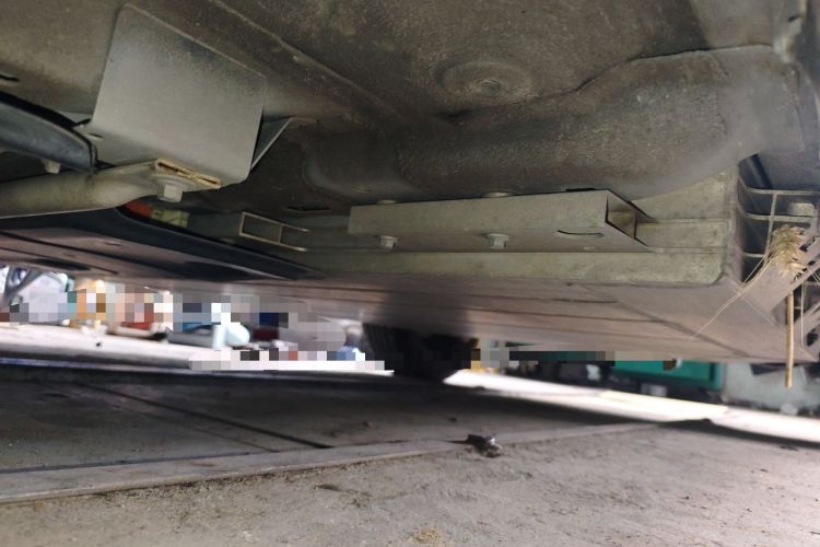 Used Geometry E Firefly 2024 401km Starlight Chassis Front Left