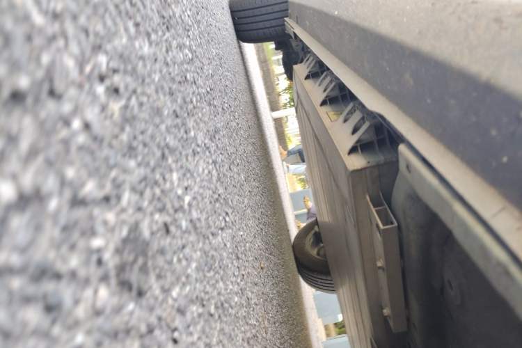 Used Geometry E Firefly 2024 301km Starlight Chassis Front Right