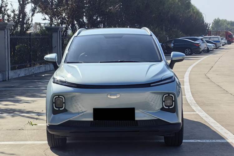 Used Geometry E Firefly 2024 301km Starlight Exterior 1