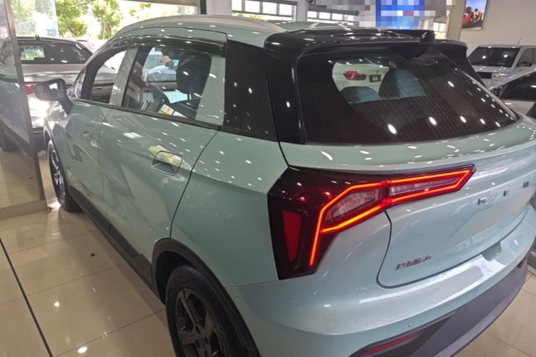 Used Geometry E Firefly 2024 401 km Fluorescent Exterior 2