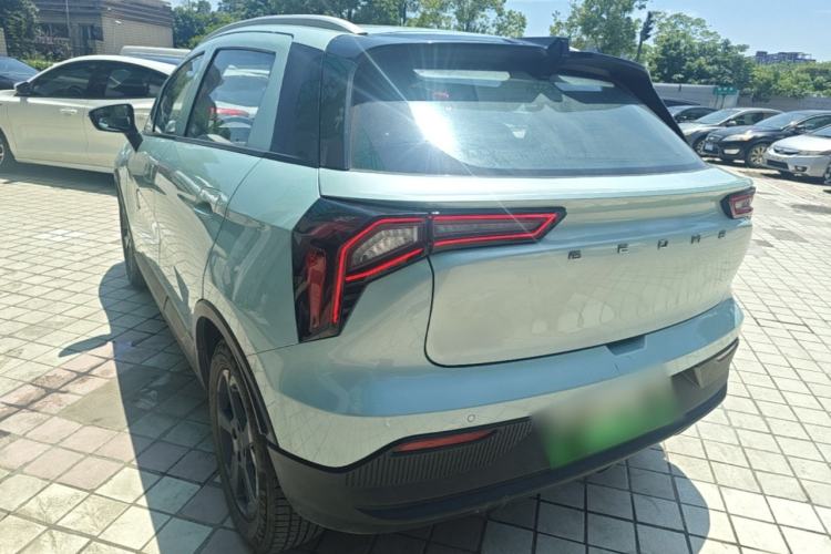Used Geometry E Firefly 2024 401 km Fluorescent Exterior 2