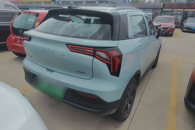 Used Geometry E Firefly 2024 401 km Fluorescent Exterior 3