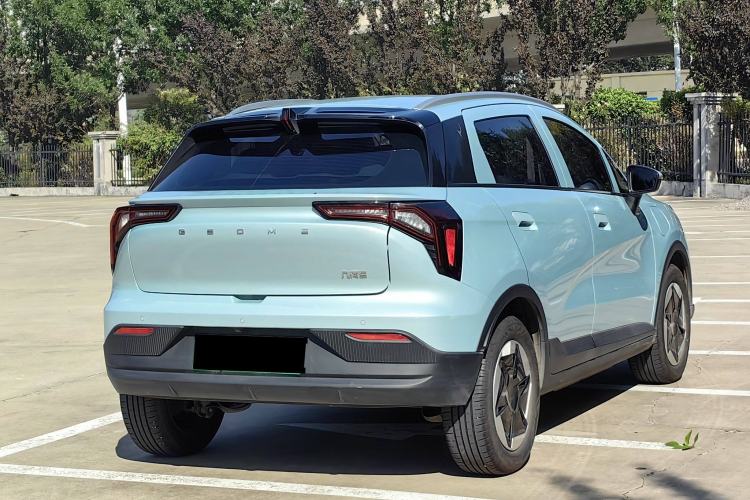 Used Geometry E Firefly 2024 301km Starlight Exterior 3