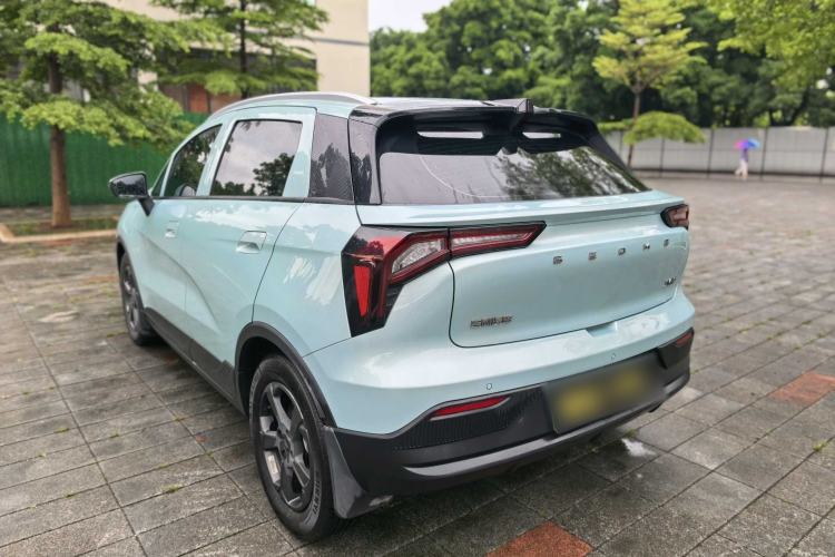 Used Geometry E Firefly 2024 401 km Fluorescent Exterior 4