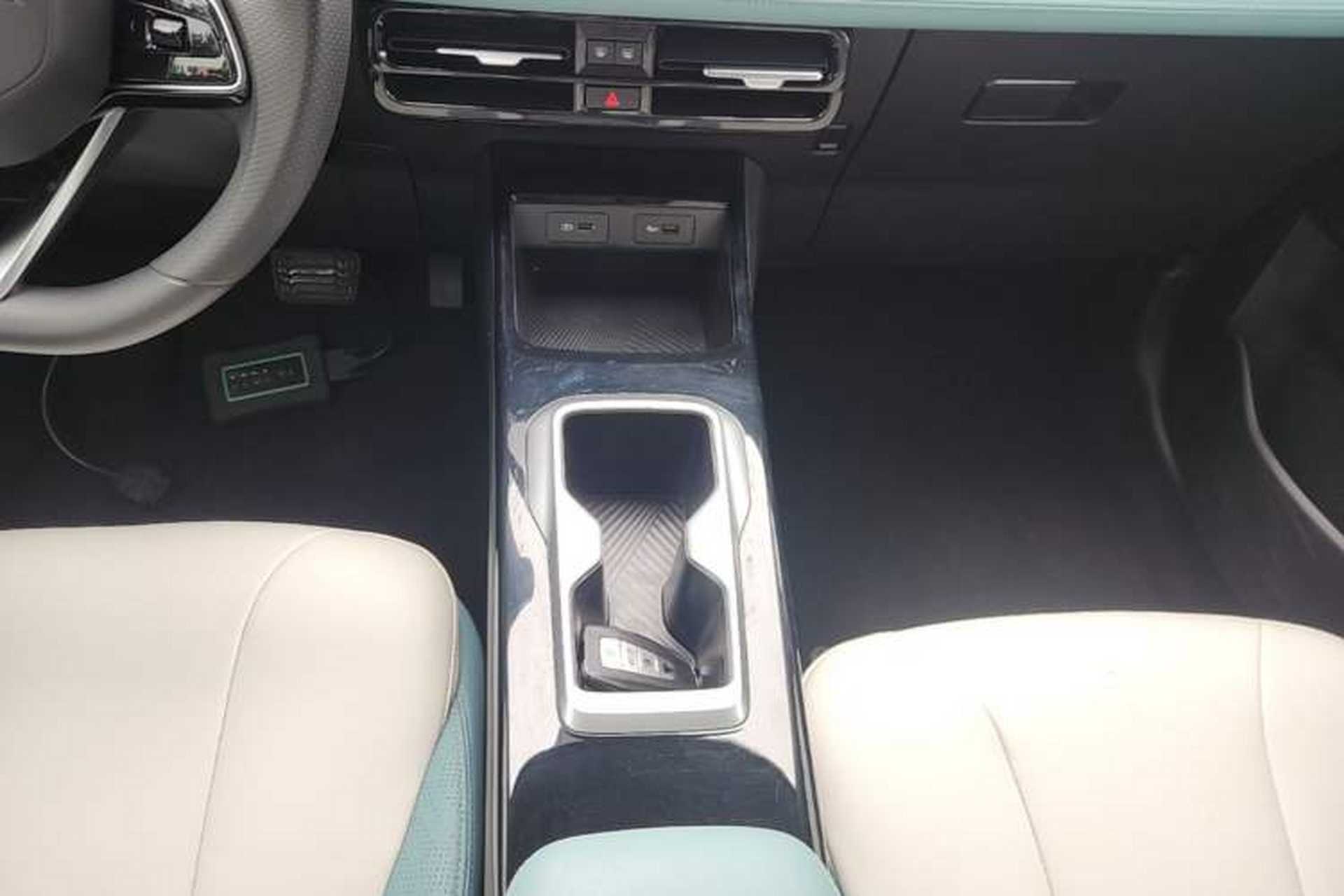 Used Geometry E Firefly 2024 401km Starlight Gear Lever