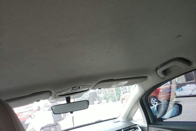 Used Geometry E Firefly 2024 301km Flowing Light Headliner