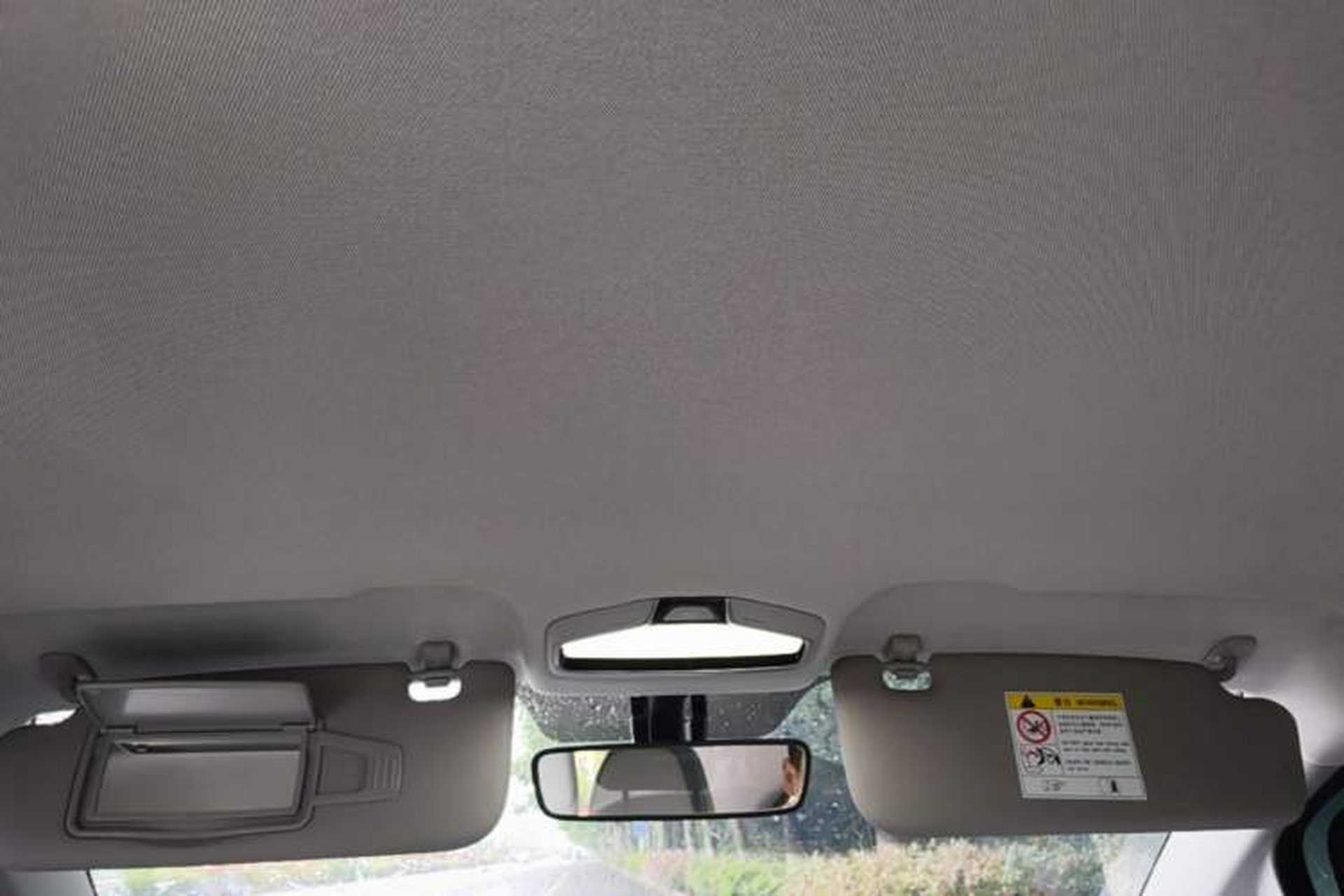 Used Geometry E Firefly 2024 301km Starlight Headliner