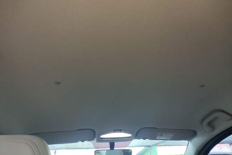 Used Geometry E Firefly 2024 301km Flowing Light Headliner