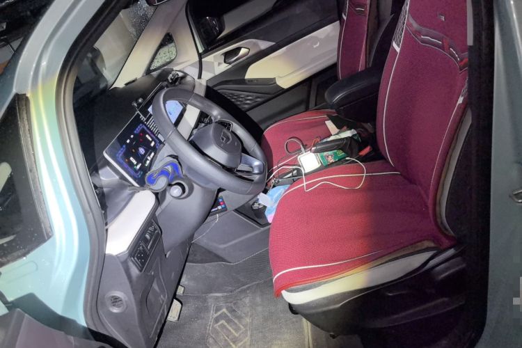Used Geometry E Firefly 2024 301km Flowing Light Left Front Seat