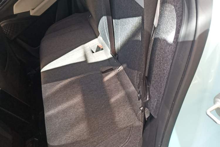 Used Geometry E Firefly 2024 301km Flowing Light Left Rear Seat