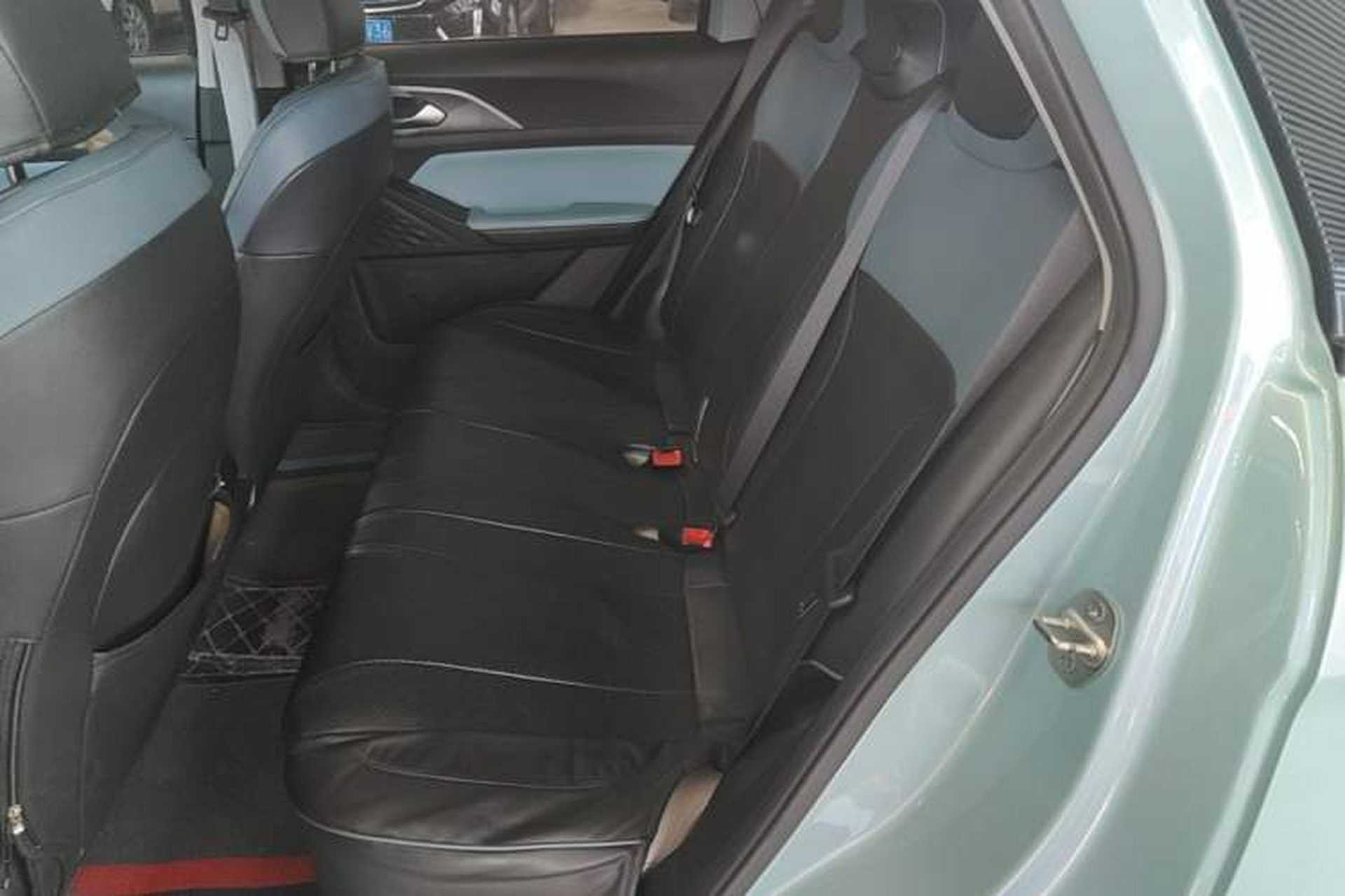 Used Geometry E Firefly 2024 301km Starlight Left Rear Seat