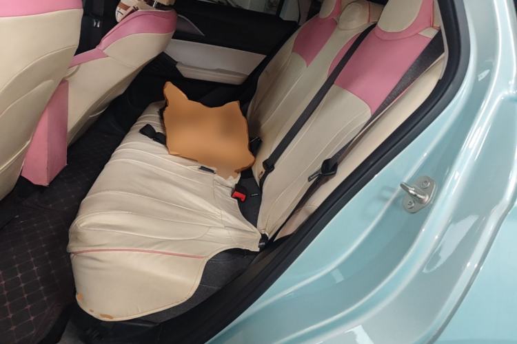 Used Geometry E Firefly 2024 301km Flowing Light Left Rear Seat