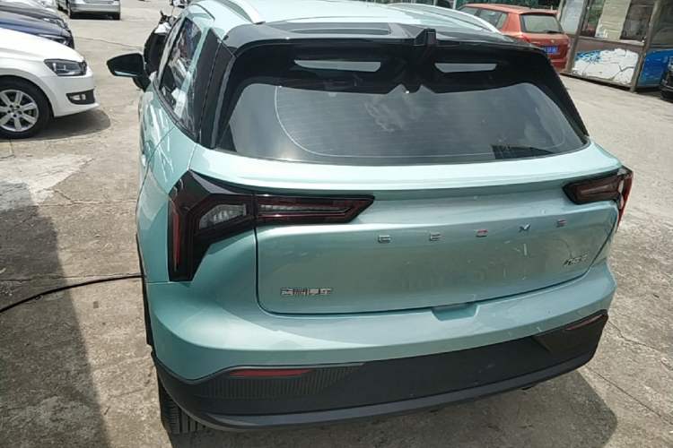 Used Geometry E Firefly 2024 301km Flowing Light Rear