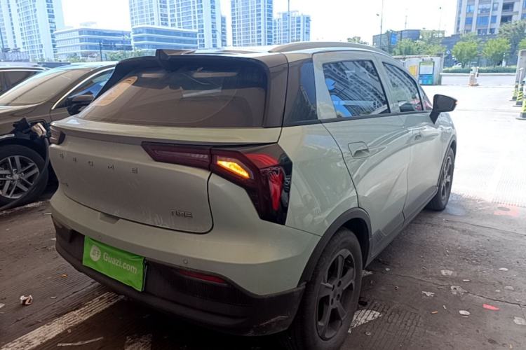Used Geometry E Firefly 2024 401 km Fluorescent Rear Right 45 Deg